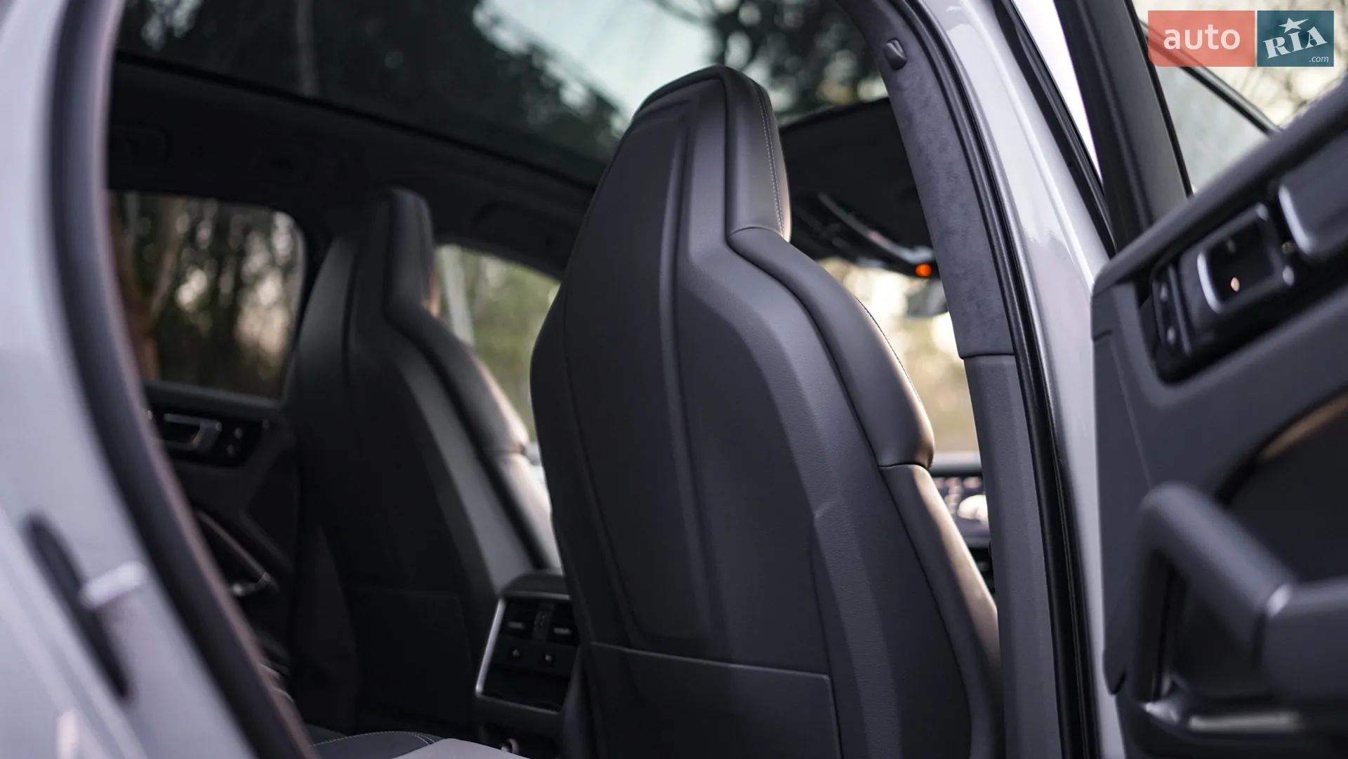 2022 Porsche Cayenne - мініатюра 20