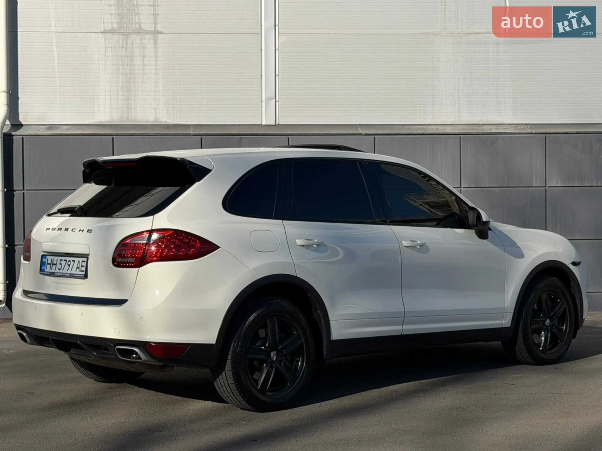 2010 Porsche Cayenne - мініатюра 12