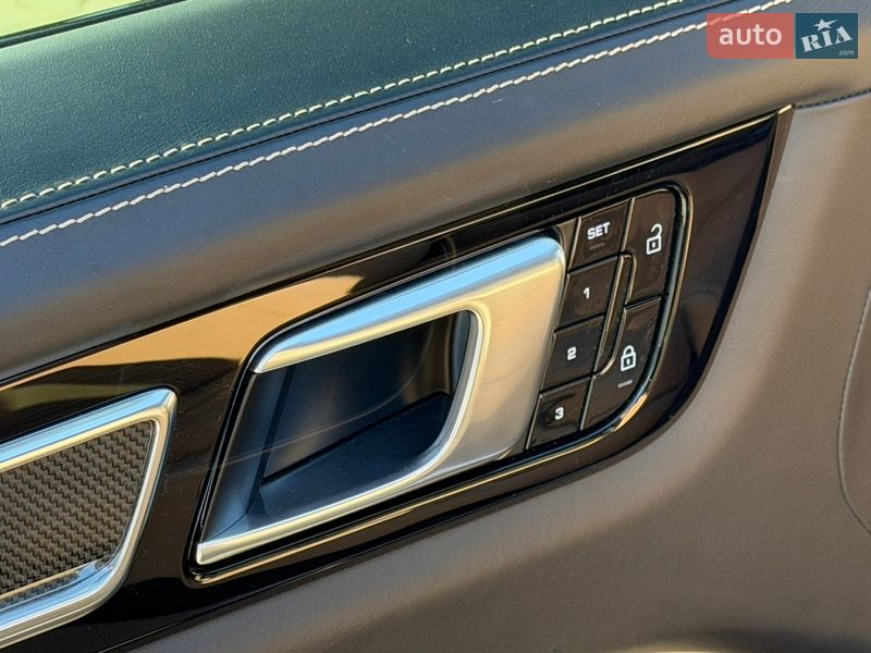 Внедорожник / Кроссовер Porsche Cayenne 2018 в Киеве