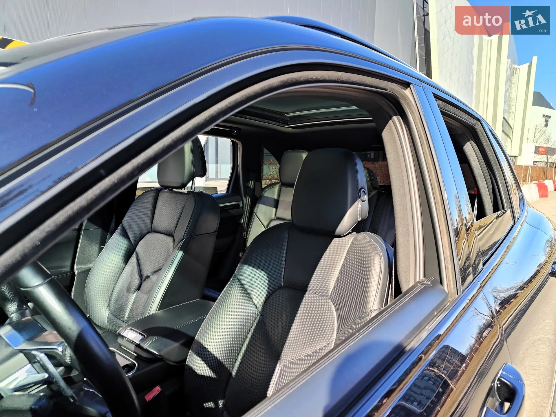 2012 Porsche Cayenne - мініатюра 4