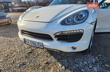 Позашляховик / Кросовер Porsche Cayenne 2012 в Києві