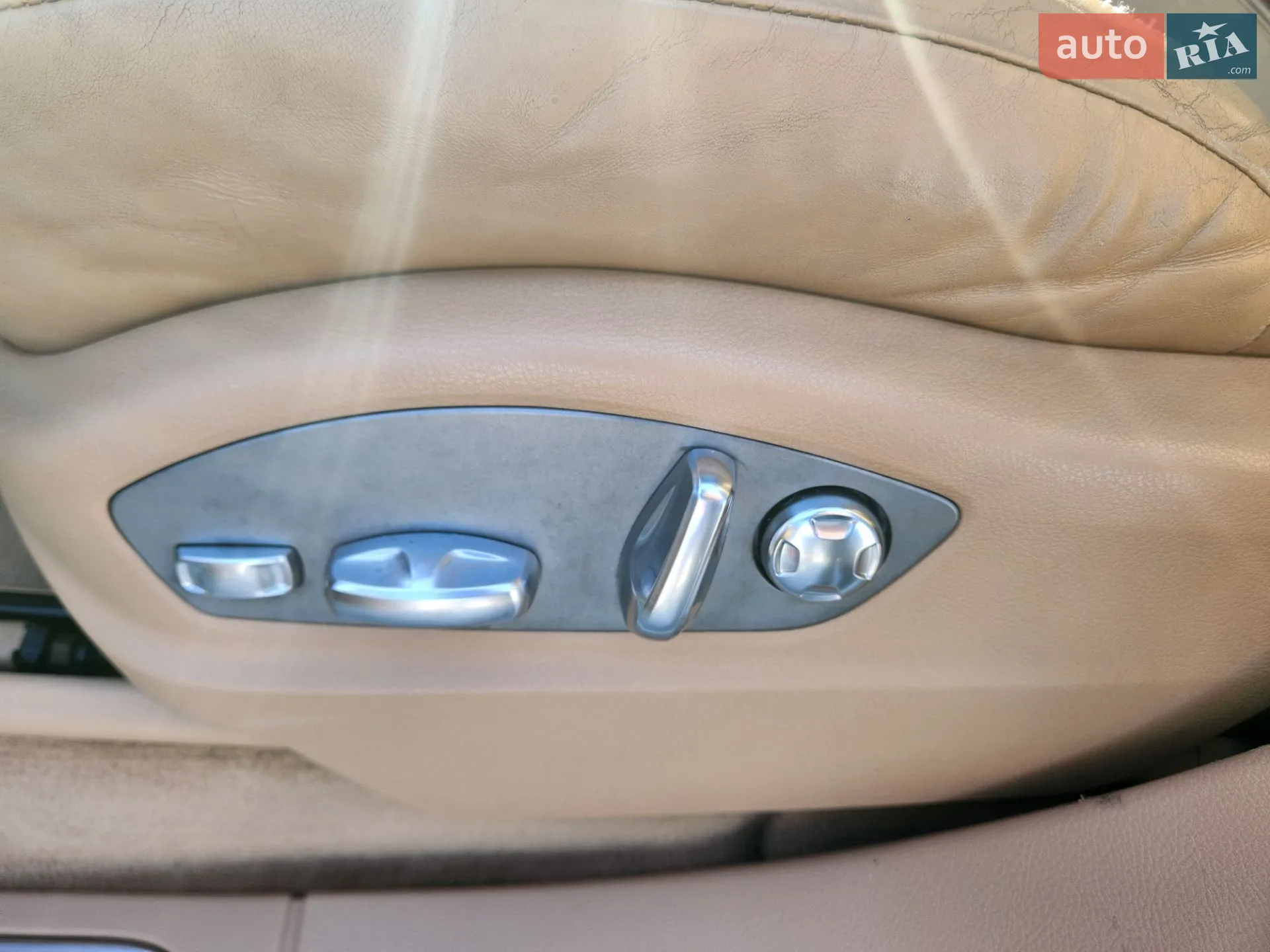 2012 Porsche Cayenne - мініатюра 14