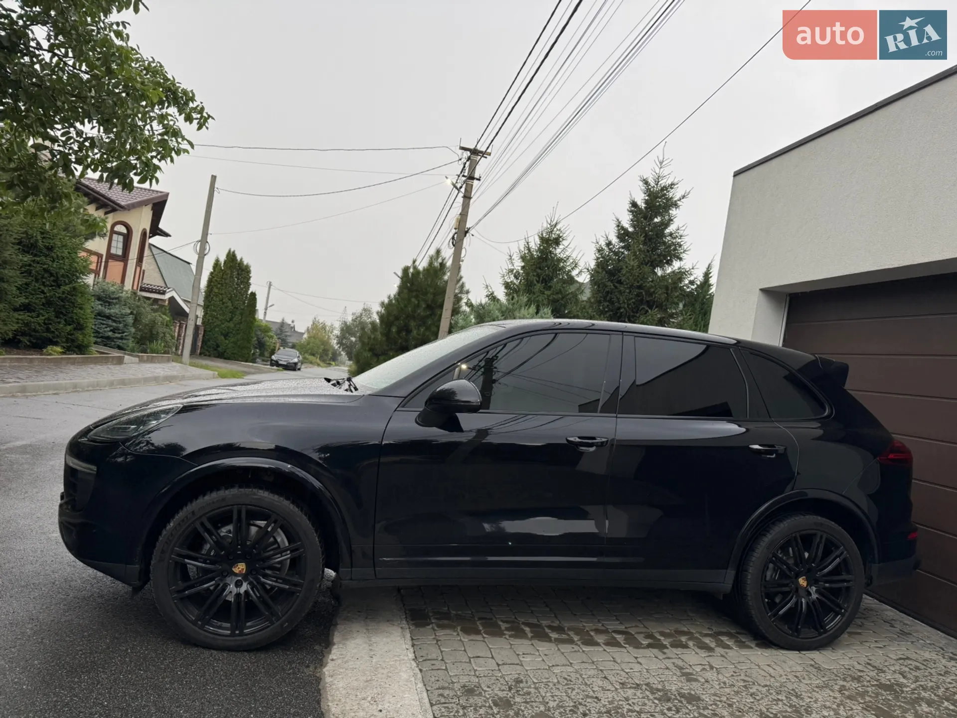 2016 Porsche Cayenne - мініатюра 3