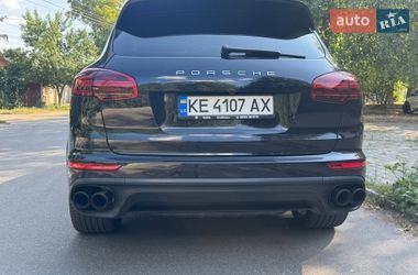 Внедорожник / Кроссовер Porsche Cayenne 2016 в Днепре