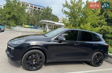 Внедорожник / Кроссовер Porsche Cayenne 2016 в Днепре