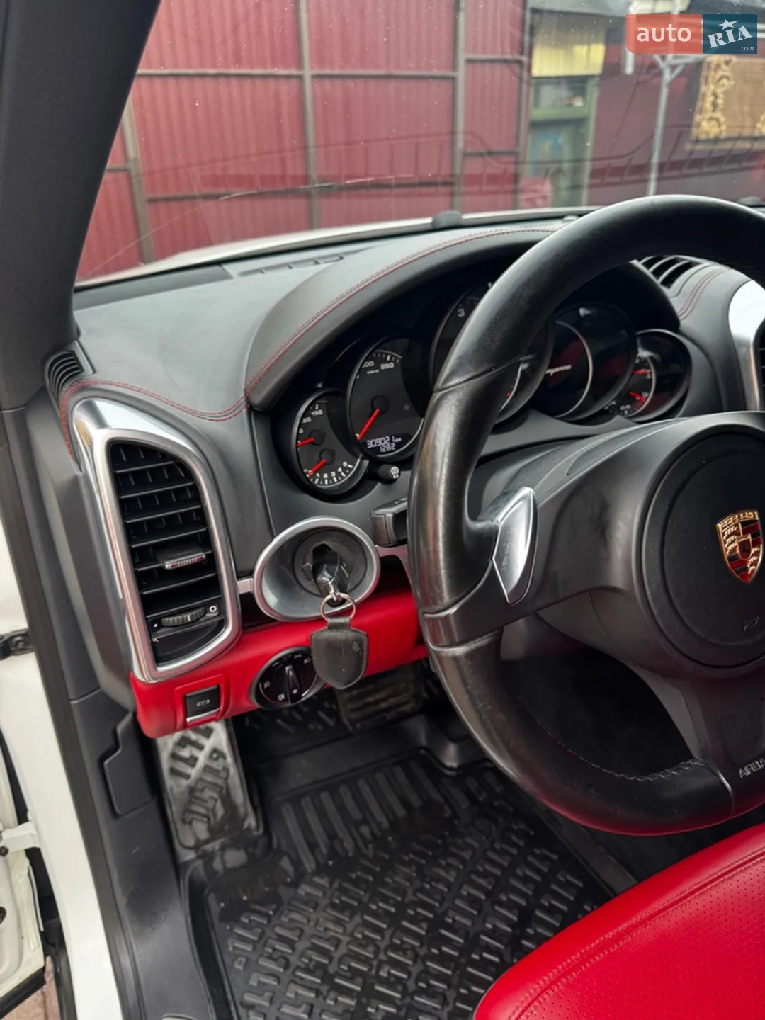 2013 Porsche Cayenne - мініатюра 24