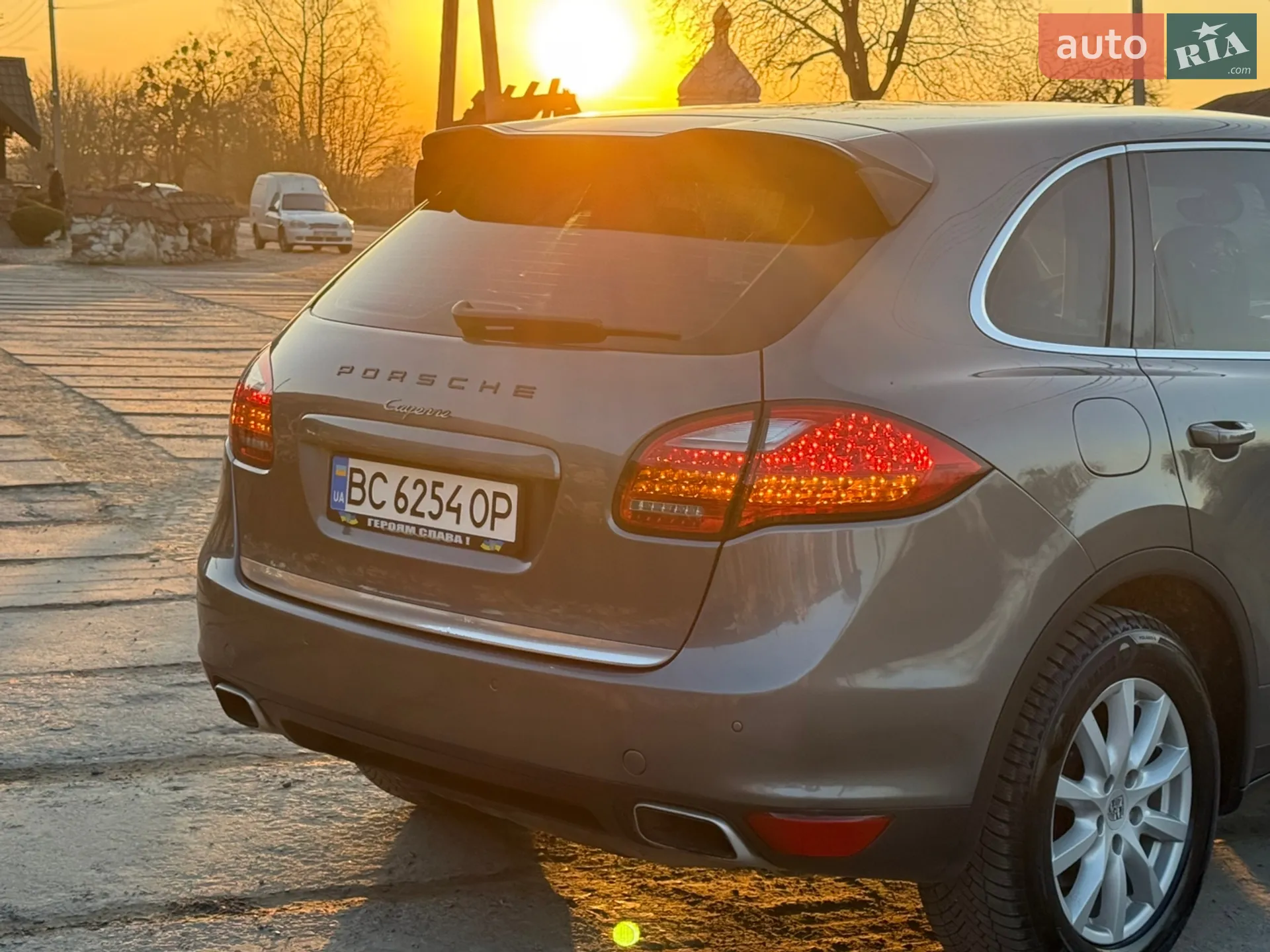 2010 Porsche Cayenne - мініатюра 29