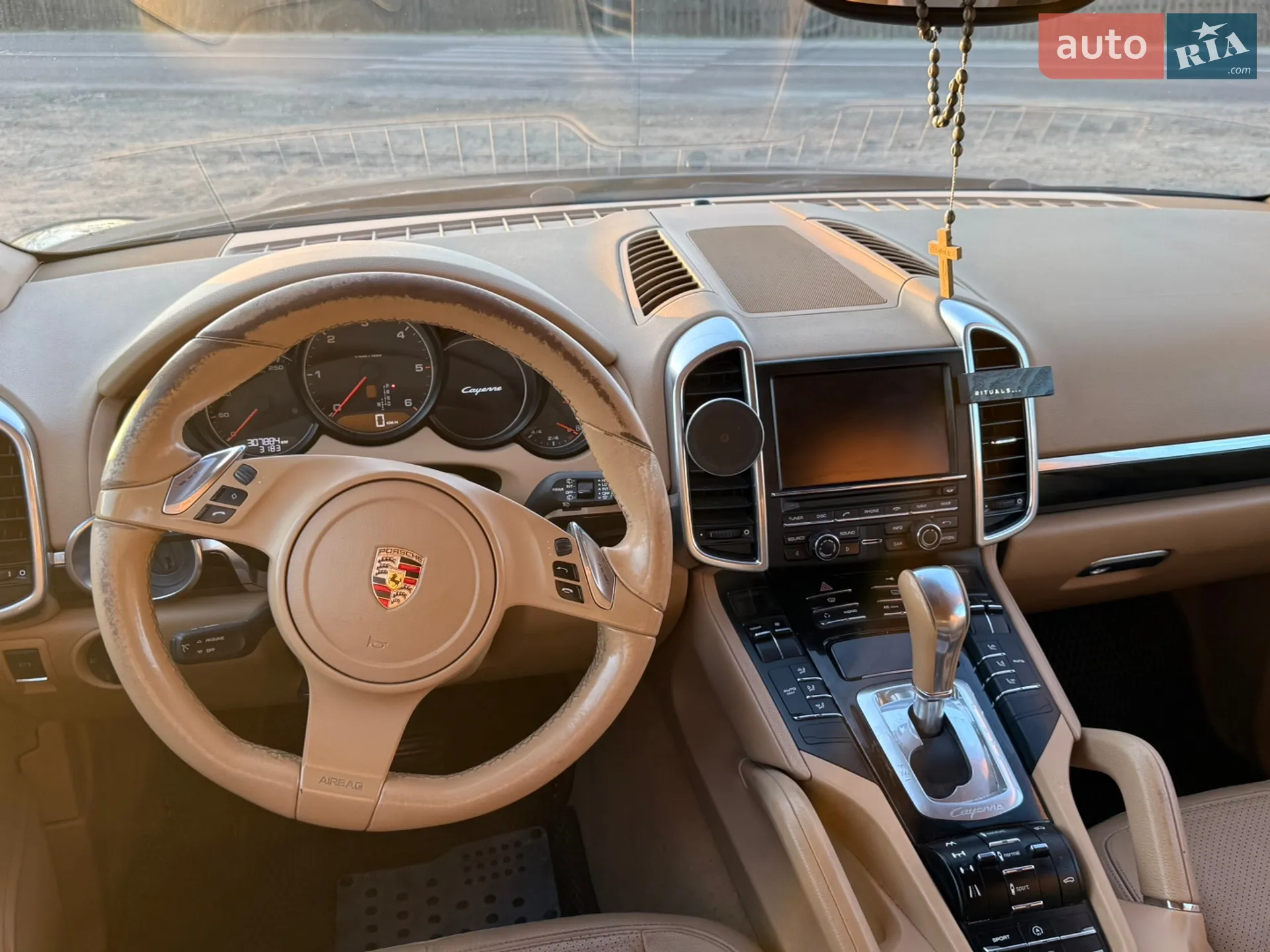 2010 Porsche Cayenne - мініатюра 40