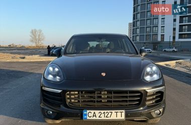 Внедорожник / Кроссовер Porsche Cayenne 2017 в Черкассах