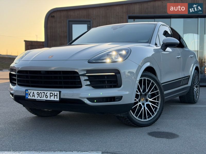 Porsche Cayenne 2021