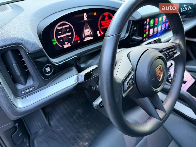 Внедорожник / Кроссовер Porsche Cayenne 2023 в Киеве