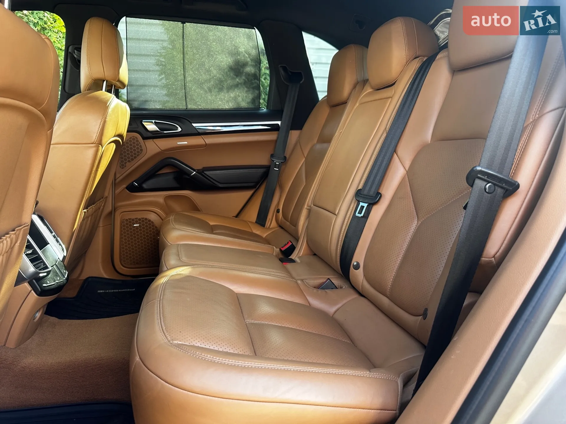 2016 Porsche Cayenne - мініатюра 25