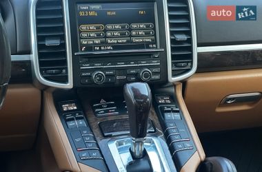 Позашляховик / Кросовер Porsche Cayenne 2016 в Львові