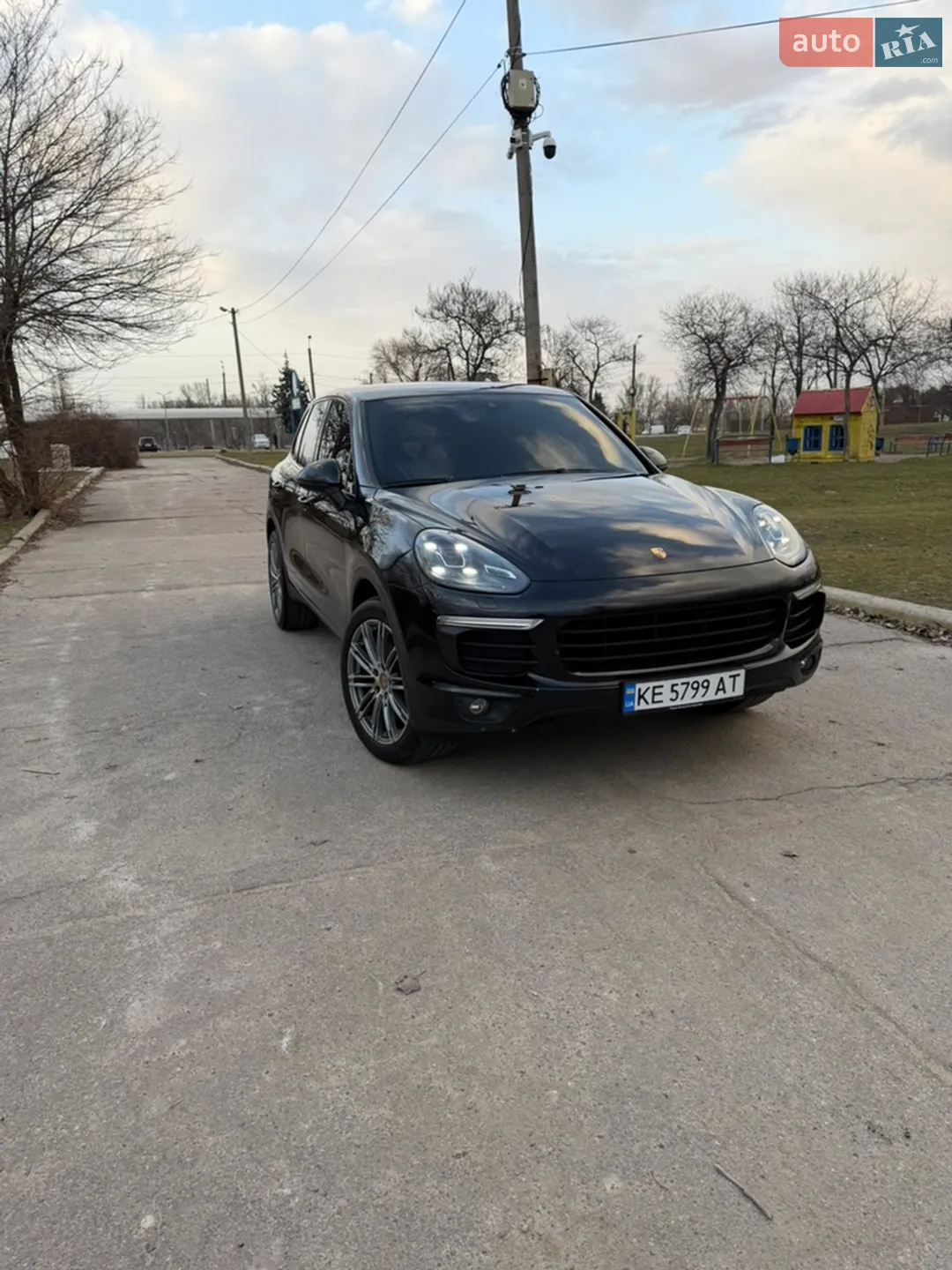 2015 Porsche Cayenne - мініатюра 2