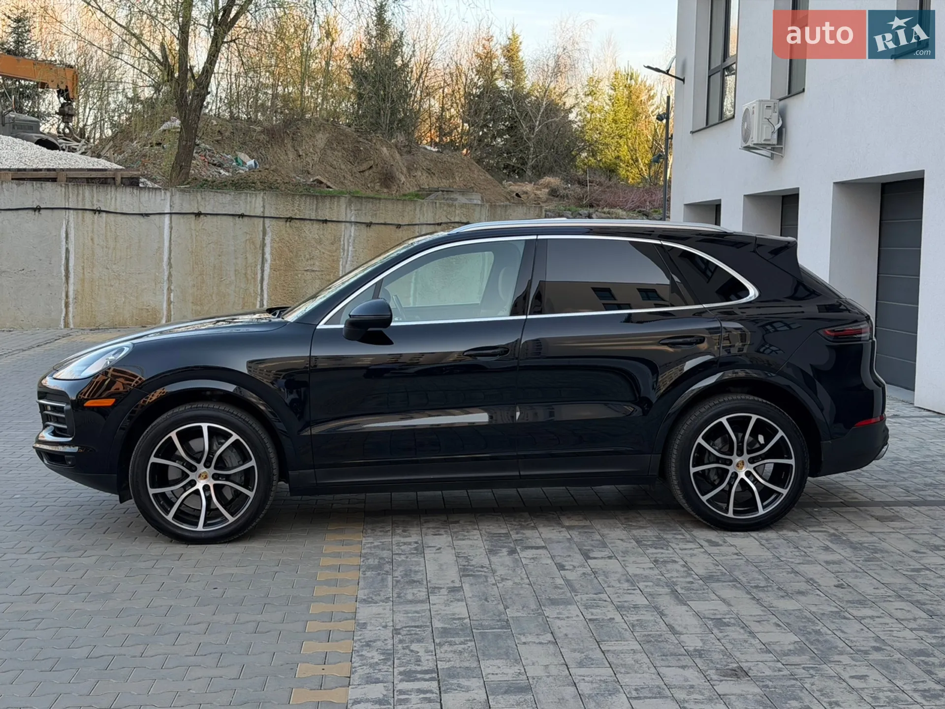 2021 Porsche Cayenne - мініатюра 5
