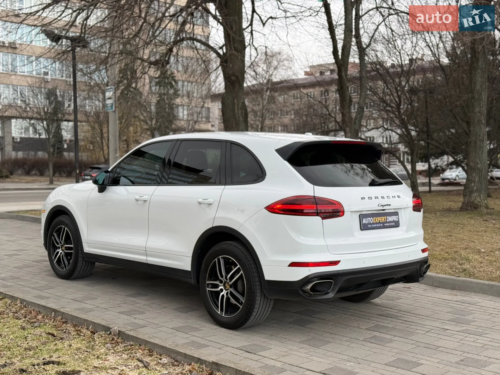 2017 Porsche Cayenne - мініатюра 14