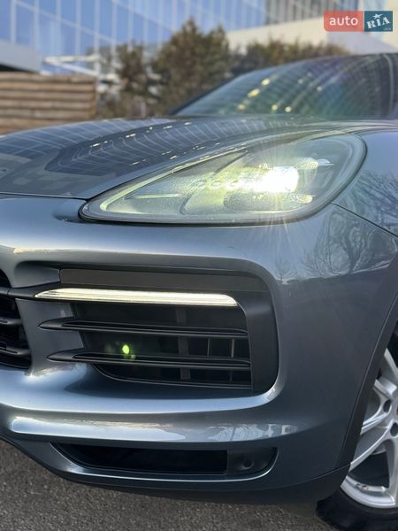 Внедорожник / Кроссовер Porsche Cayenne 2020 в Киеве