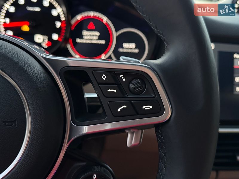 Внедорожник / Кроссовер Porsche Cayenne 2020 в Киеве