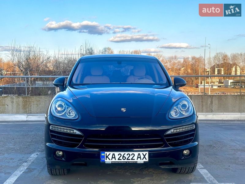 Внедорожник / Кроссовер Porsche Cayenne 2013 в Киеве