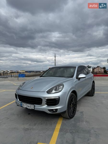 Внедорожник / Кроссовер Porsche Cayenne 2016 в Тернополе