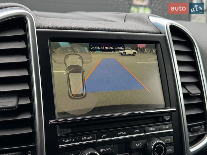 Позашляховик / Кросовер Porsche Cayenne 2016 в Києві