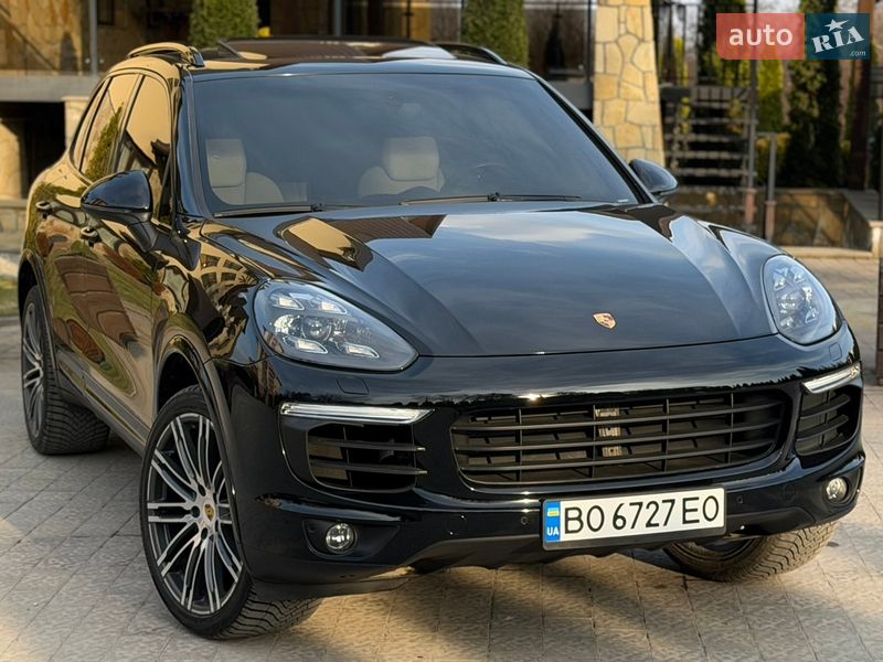 Porsche Cayenne 2016