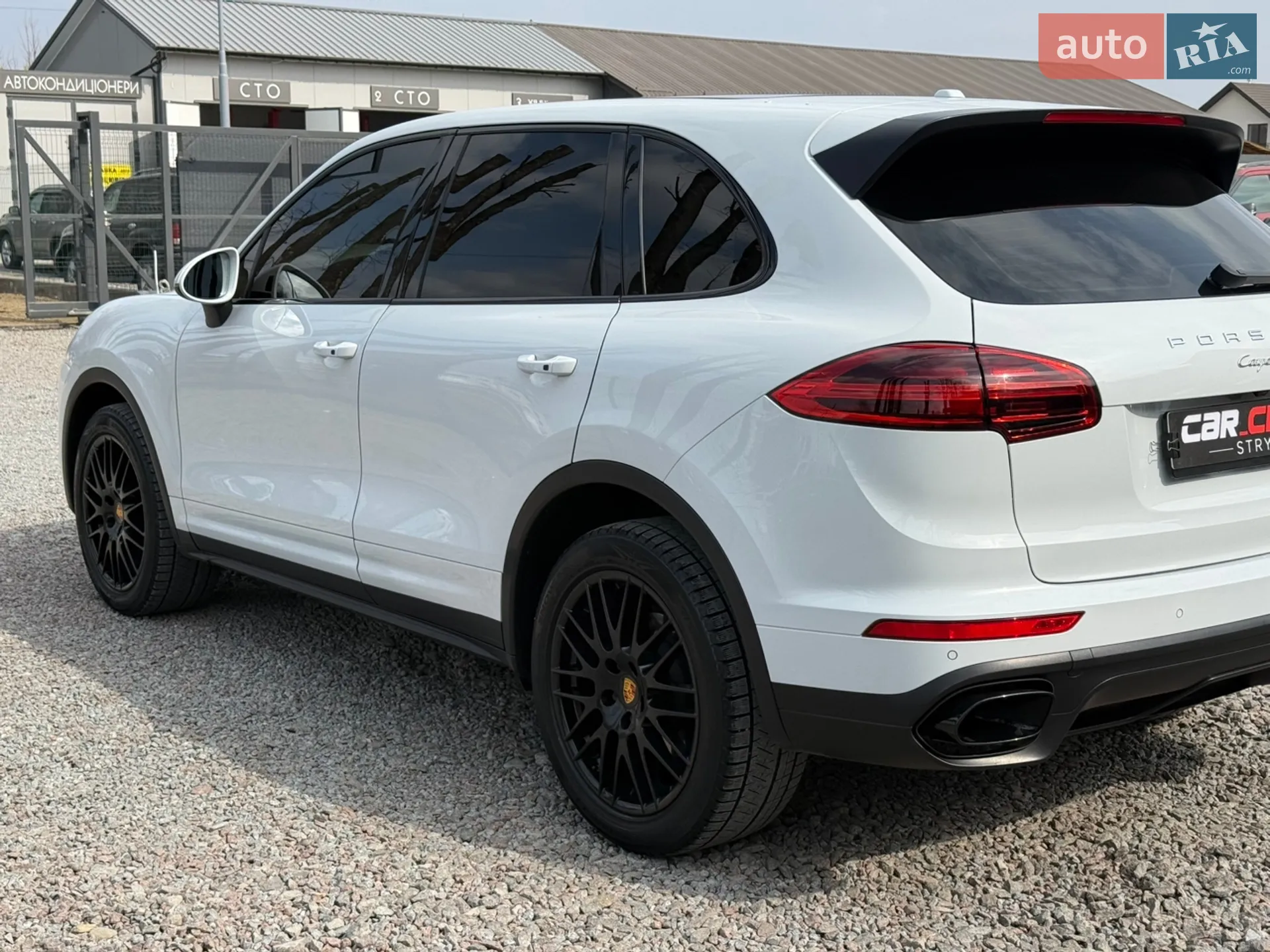 2016 Porsche Cayenne - мініатюра 14