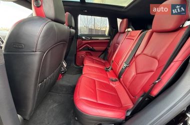 Внедорожник / Кроссовер Porsche Cayenne 2013 в Киеве фото 9 Внедорожник / Кроссовер Porsche Cayenne 2013 в Киеве