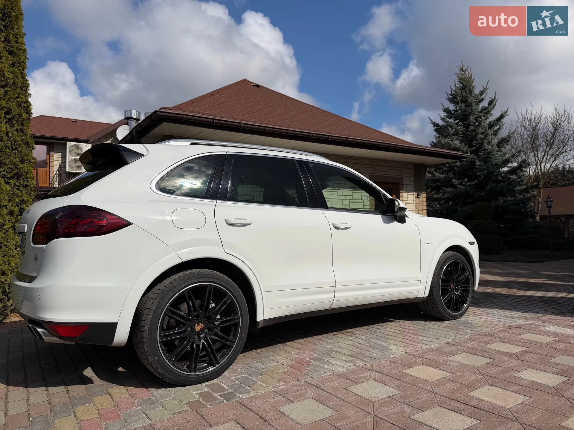 2013 Porsche Cayenne - мініатюра 4
