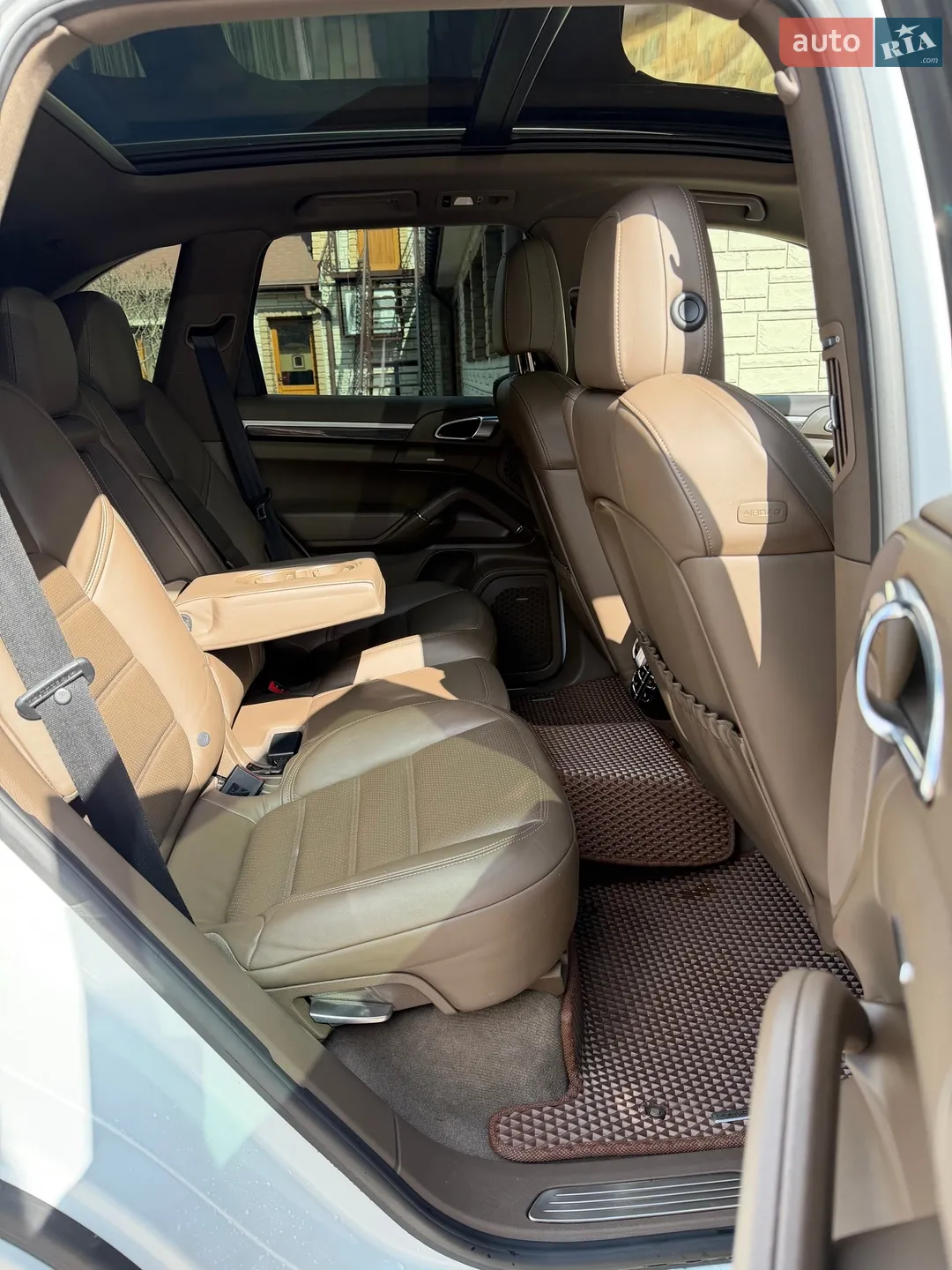 2013 Porsche Cayenne - мініатюра 23