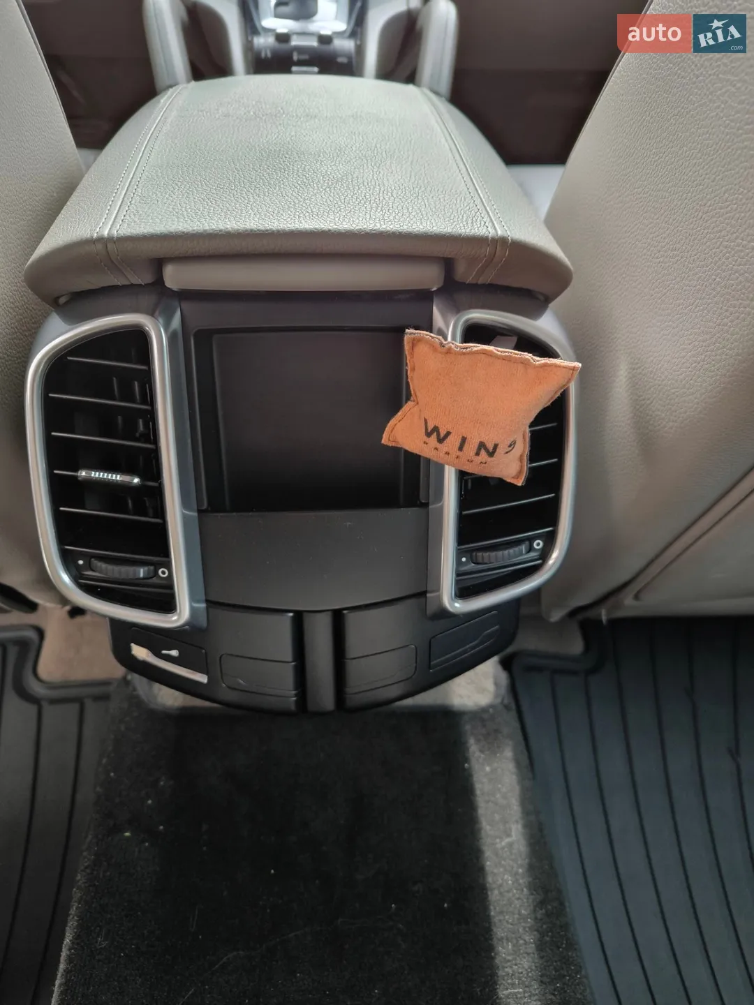 2010 Porsche Cayenne - мініатюра 24
