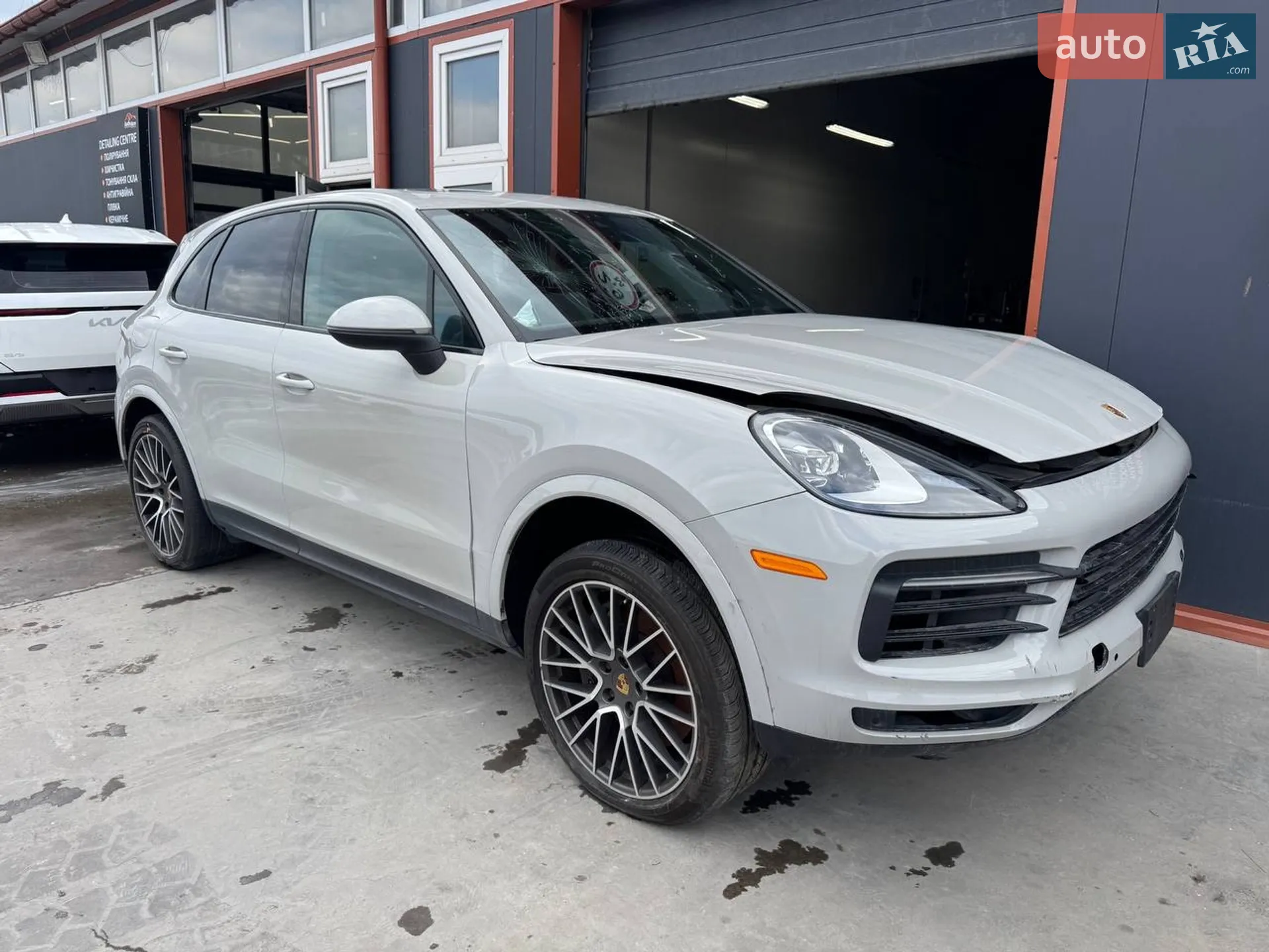 2021 Porsche Cayenne - мініатюра 2