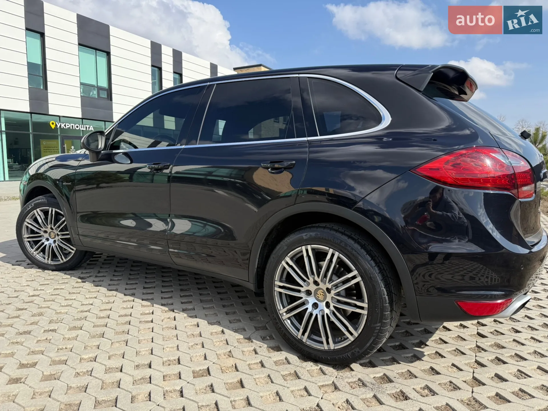 2010 Porsche Cayenne - мініатюра 8