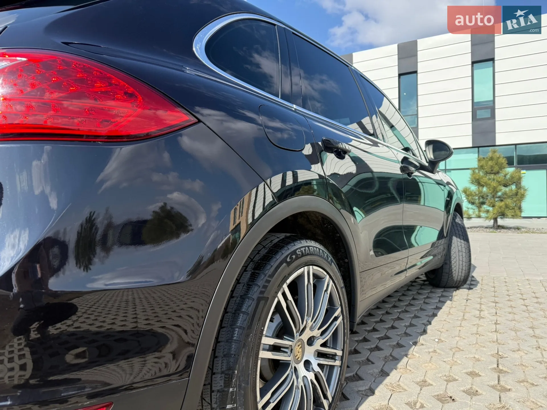2010 Porsche Cayenne - мініатюра 15