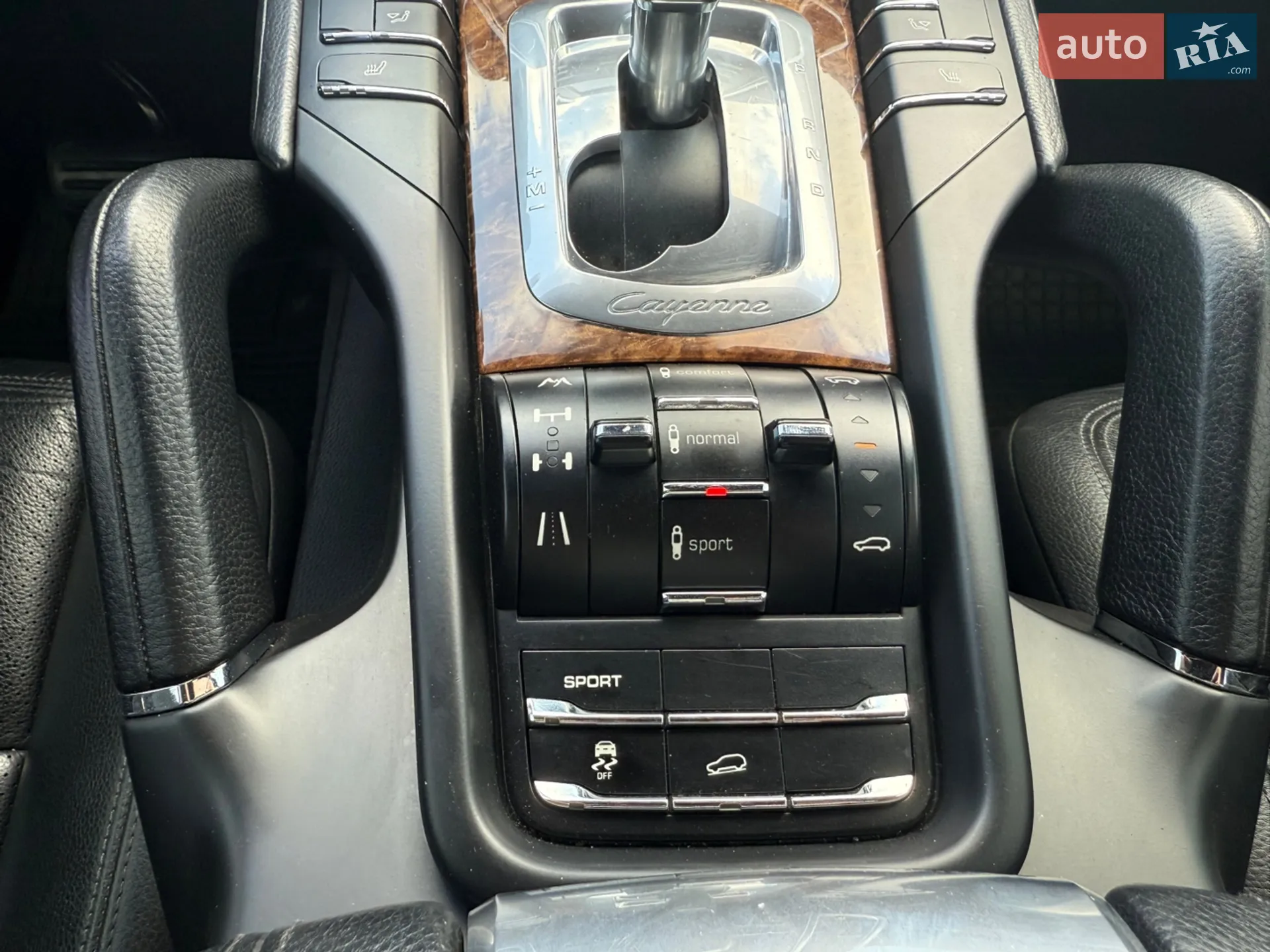2010 Porsche Cayenne - мініатюра 19