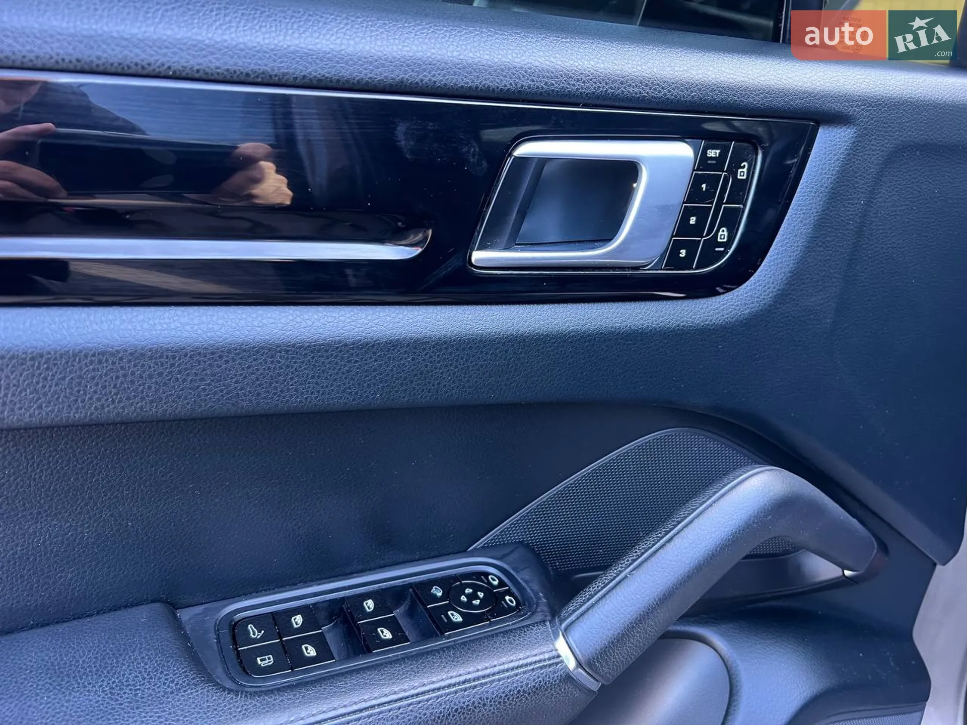 2019 Porsche Cayenne - мініатюра 15
