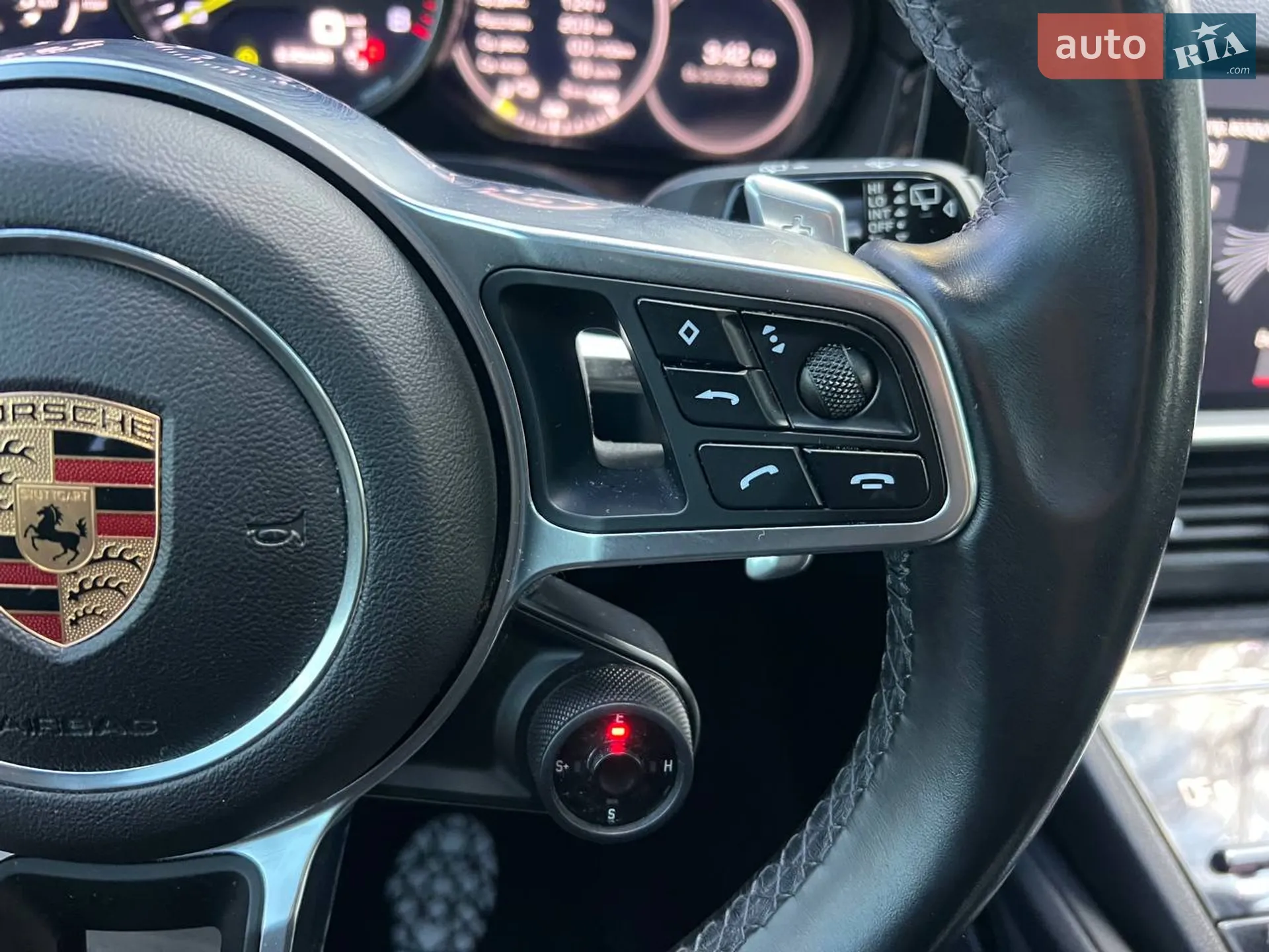 2019 Porsche Cayenne - мініатюра 24
