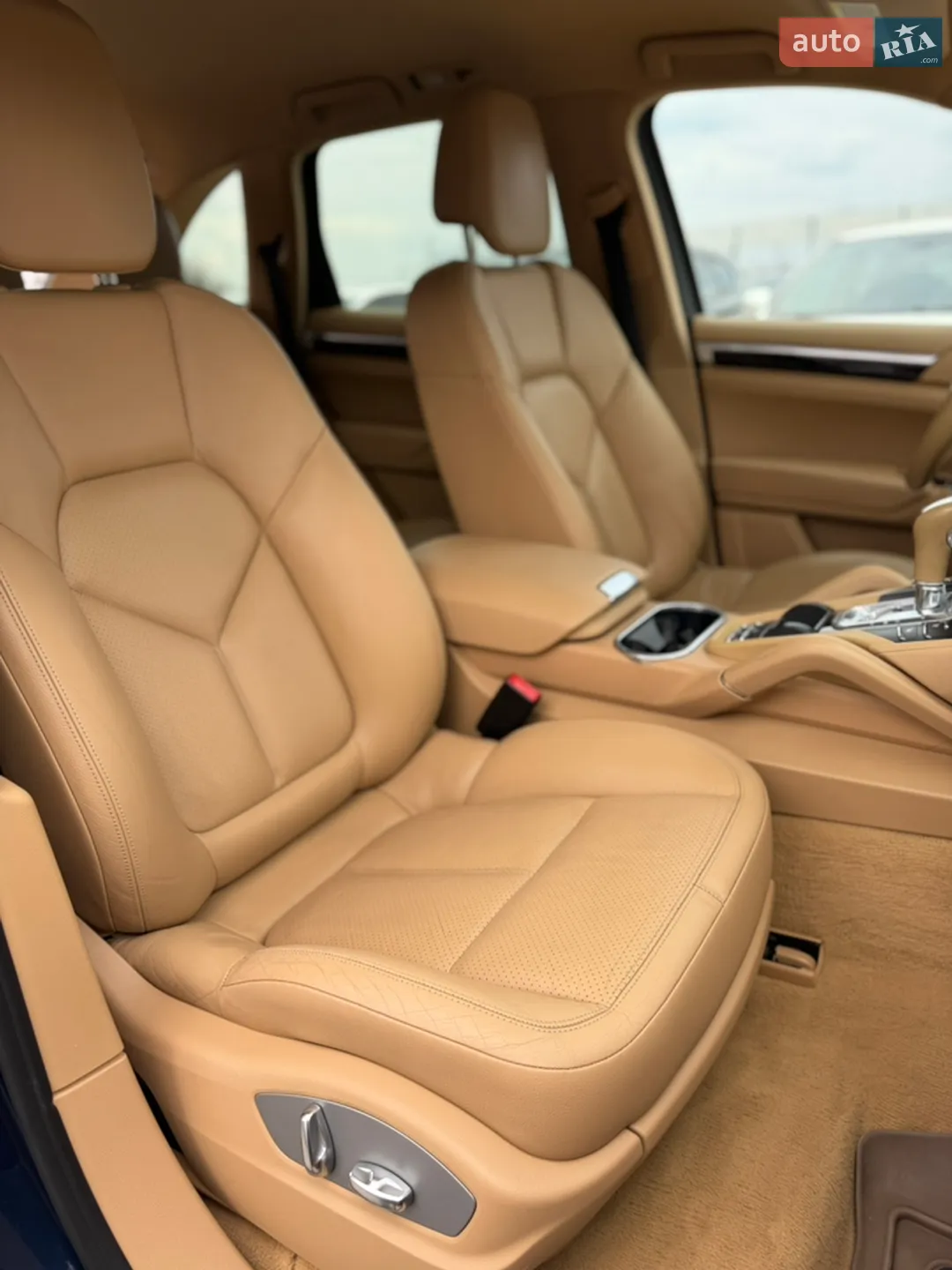 2011 Porsche Cayenne - мініатюра 18