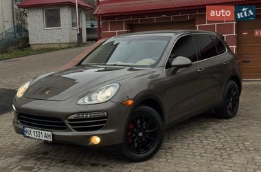 Внедорожник / Кроссовер Porsche Cayenne 2013 в Тернополе