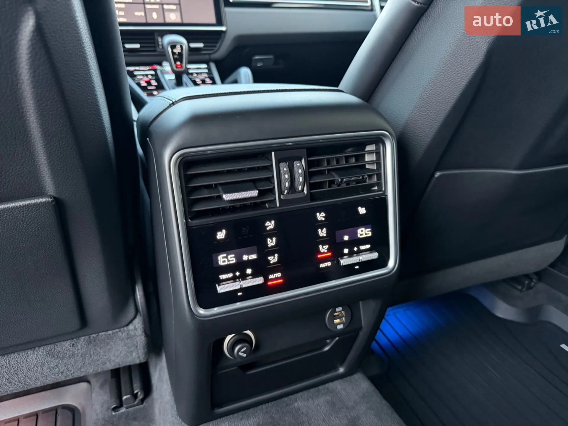 2018 Porsche Cayenne - мініатюра 53