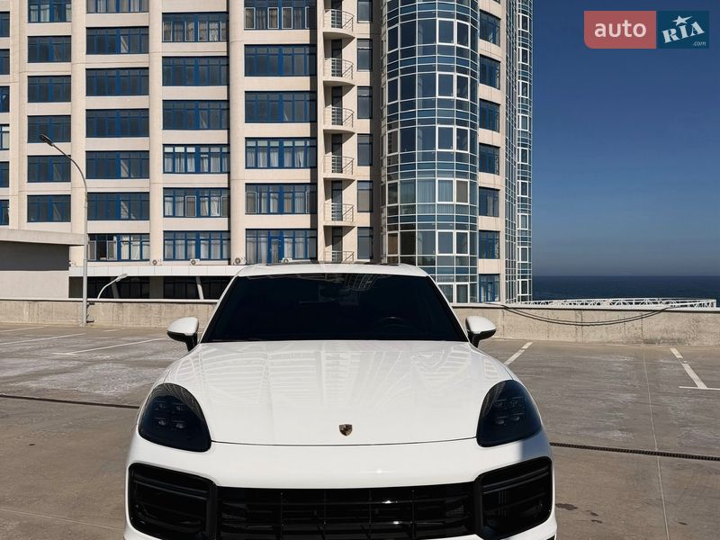 Внедорожник / Кроссовер Porsche Cayenne 2019 в Одессе