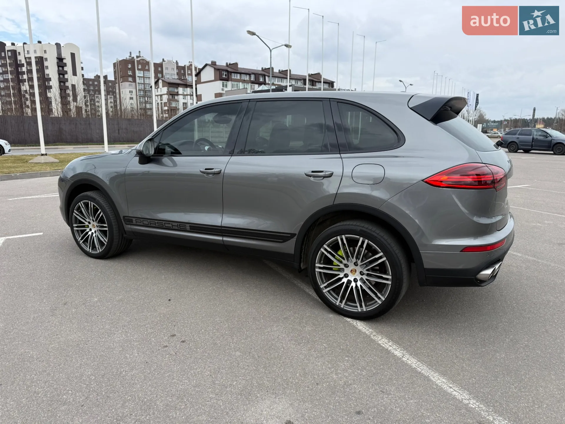 2015 Porsche Cayenne - мініатюра 13