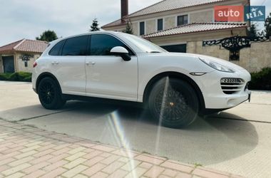 Внедорожник / Кроссовер Porsche Cayenne 2013 в Одессе