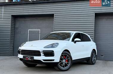 Позашляховик / Кросовер Porsche Cayenne 2018 в Києві