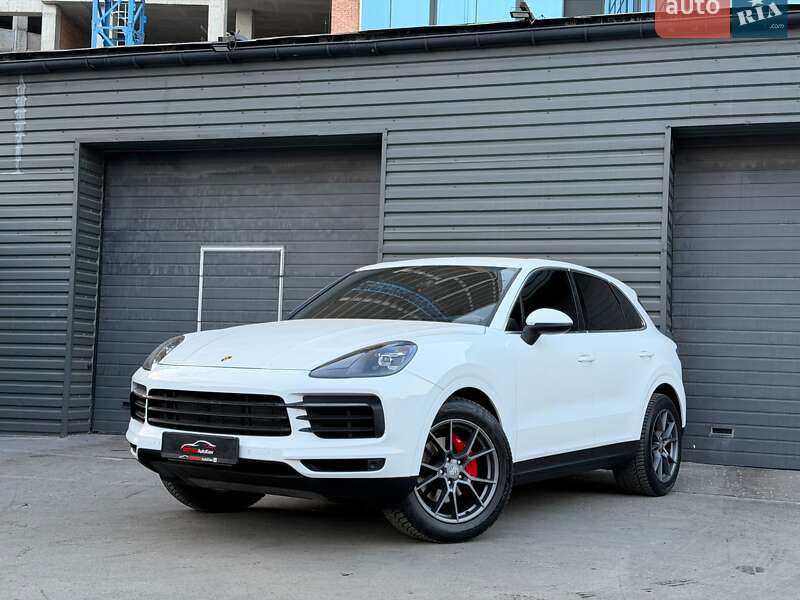 Внедорожник / Кроссовер Porsche Cayenne 2018 в Киеве