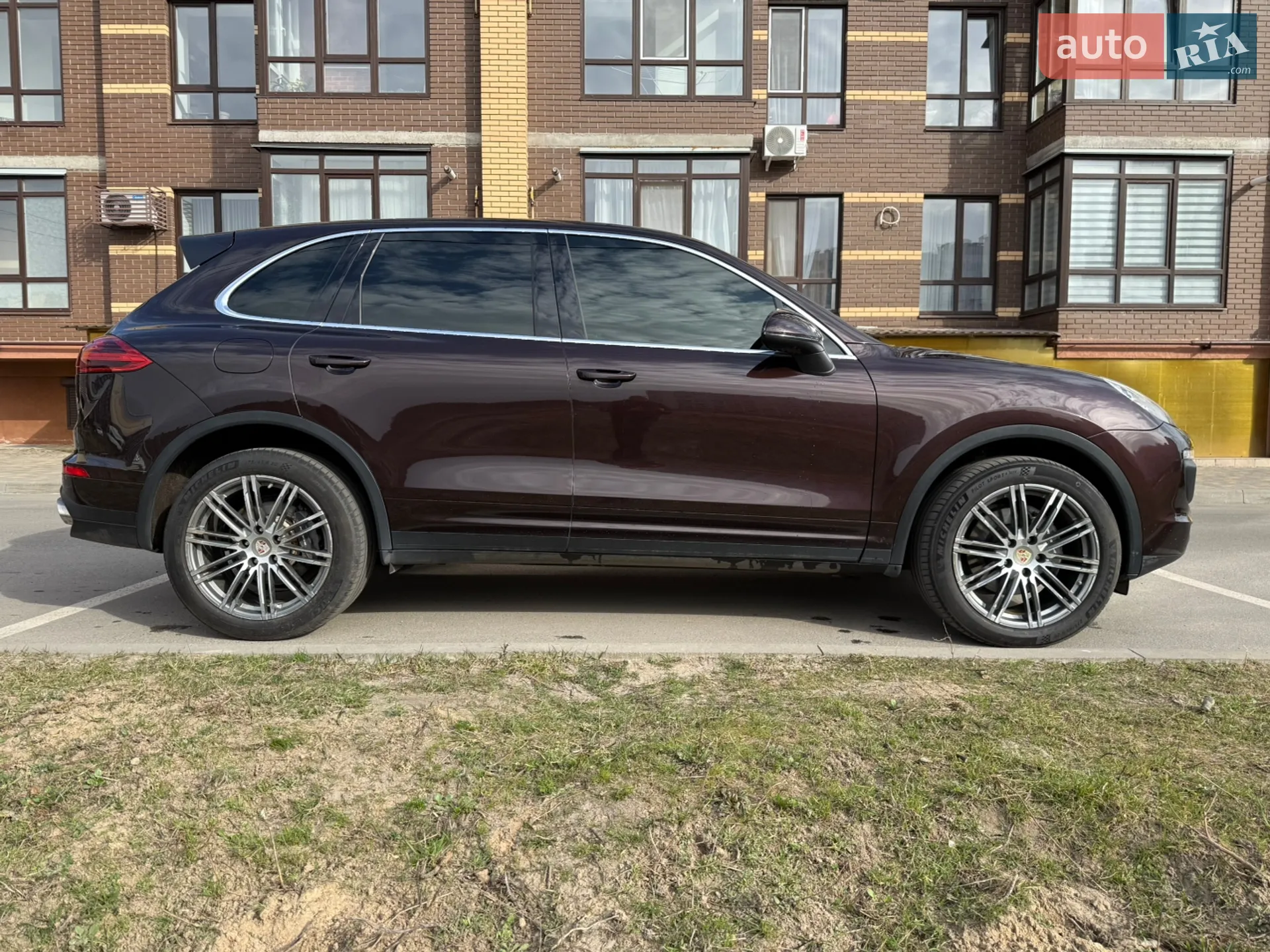 2015 Porsche Cayenne - мініатюра 5