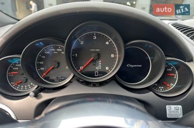 Внедорожник / Кроссовер Porsche Cayenne 2015 в Киеве