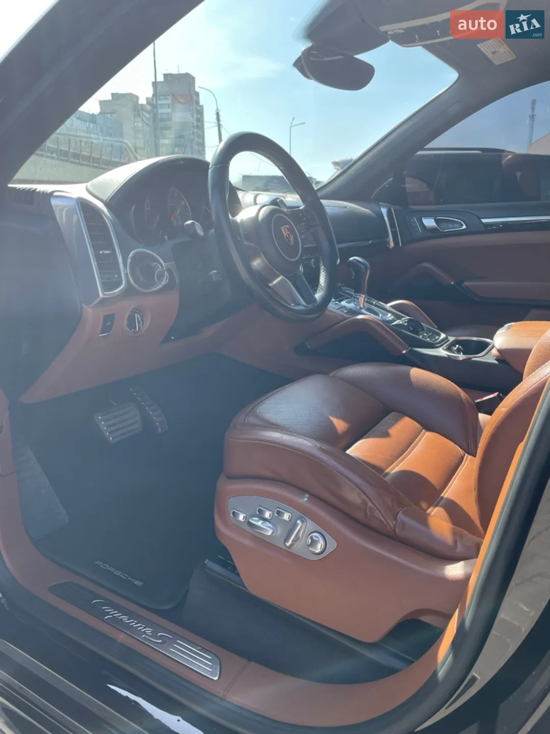 2016 Porsche Cayenne - мініатюра 27