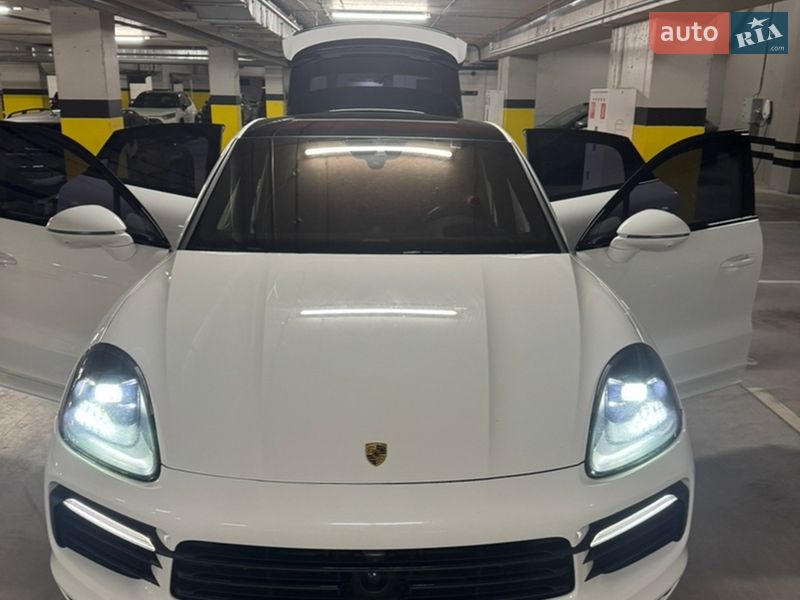 Позашляховик / Кросовер Porsche Cayenne 2019 в Дніпрі