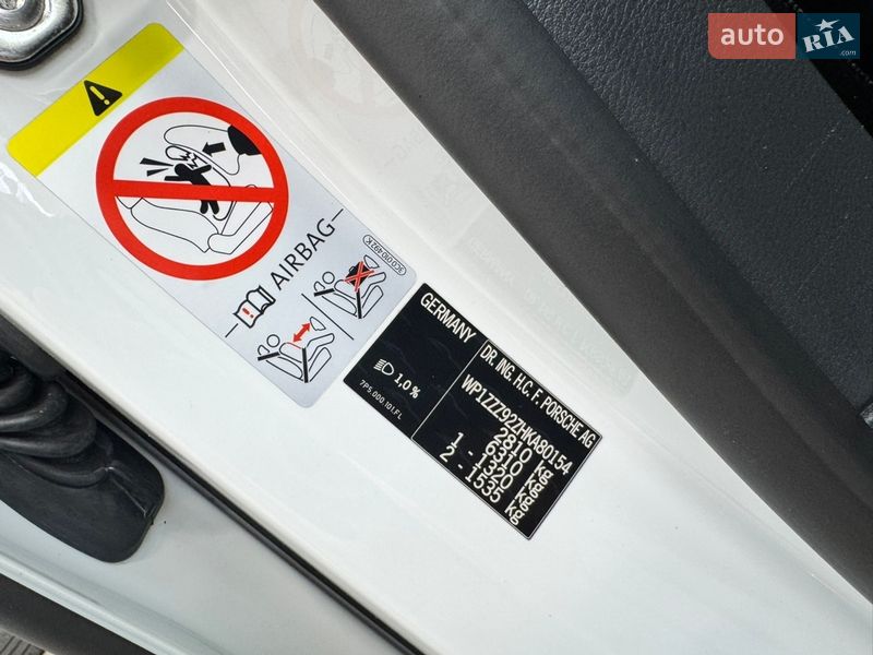 Внедорожник / Кроссовер Porsche Cayenne 2016 в Киеве